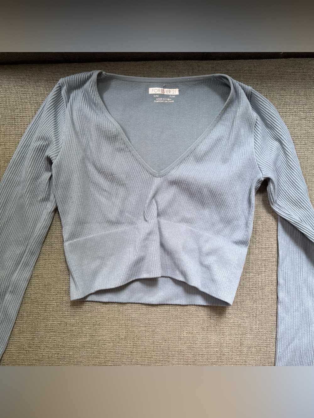 Forever 21 Light Blue Ribbed V-Neck Long Sleeve Crop Top